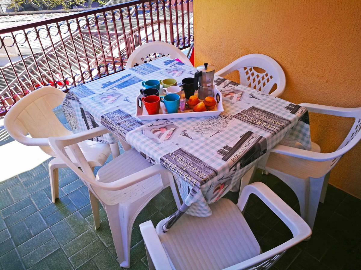 Nada Apartment Salou Luaran gambar